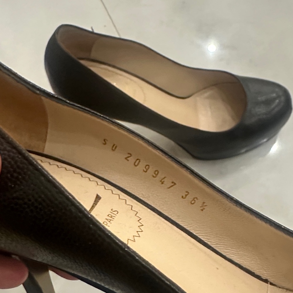 YSL - Picture 2 of 4